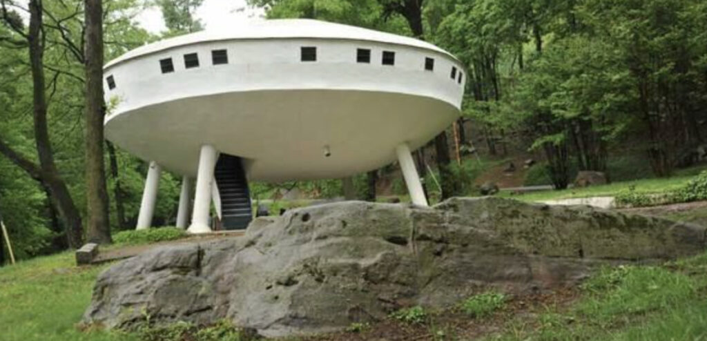 Spaceship House in Tennessee